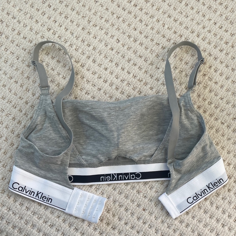 Calvin Klein Like New Gray Nursing Bralette - Picture 4 of 4